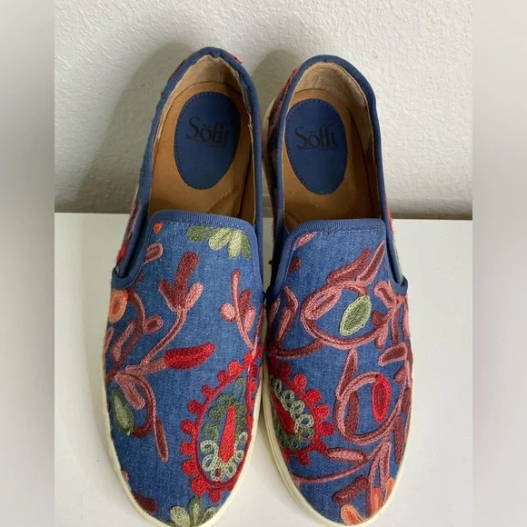 Sofft Women Somers Knit slip-on sneaker blue embroidered floral size 11M - Picture 4 of 11